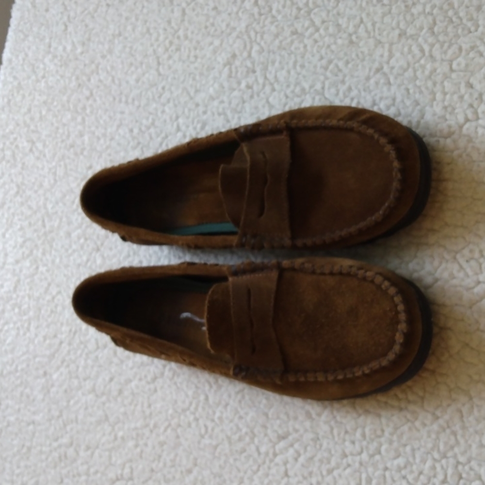 Oxigeno Brown Suede Loafers  10 M